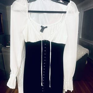 Forever 21 SM Black and white dress